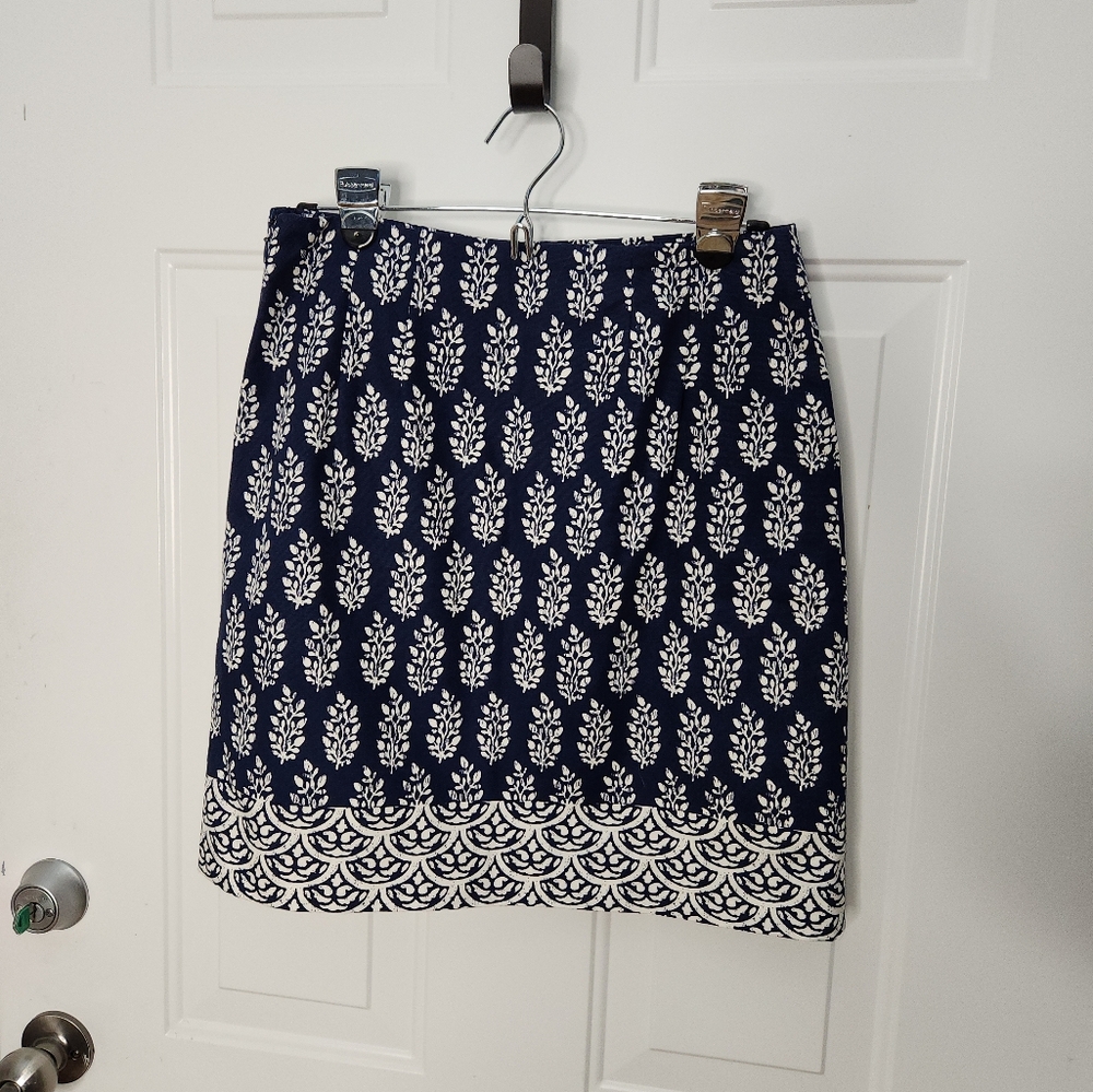 Talbots Navy and White Floral Skirt Size 2